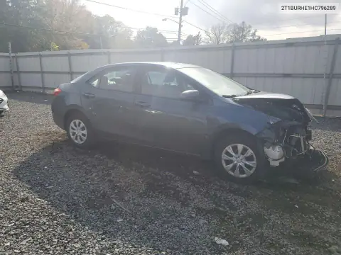 2T1BURHE1HC796289 — 2017 Toyota Corolla, foto 4 de Copart 27.10.2026, Parte delantera