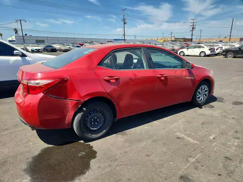 2T1BURHE4JC069525 — 2018 Toyota Corolla, фото 3 с аукциона Copart 28.09.2026, Задняя часть