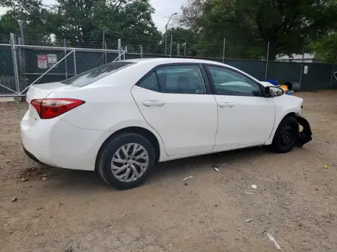 2T1BURHE6JC006619 — 2018 Toyota Corolla, photo 3 from Copart 20.10.2026, Front end