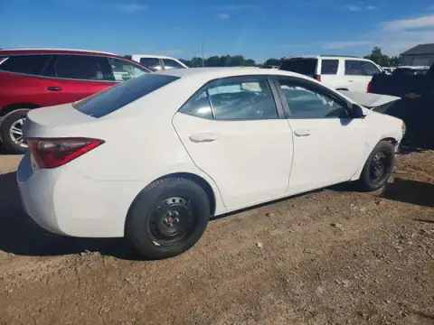 2T1BURHE6JC034288 — 2018 Toyota Corolla, foto 3 de Copart 21.10.2026, Parte delantera