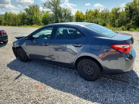 2T1BURHE8JC979775 — 2018 Toyota Corolla, фото 2 з Copart 04.10.2026, Передня частина