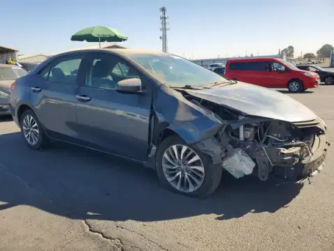 2T1BURHE0JC966261 — 2018 Toyota Corolla, photo 4 from Copart 21.09.2026, Front end