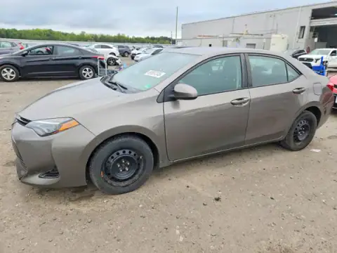 2T1BURHE1JC002199 — 2018 Toyota Corolla, Uszkodzenia podwozia (Undercarriage), zdjęć przed naprawą