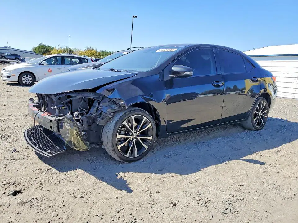 2018 Toyota Corolla VIN 2T1BURHEXJC084840 фото 1