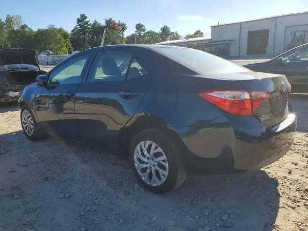 2T1BURHE1JC021402 — 2018 Toyota Corolla, zdjęcie 2 z Copart, Przód