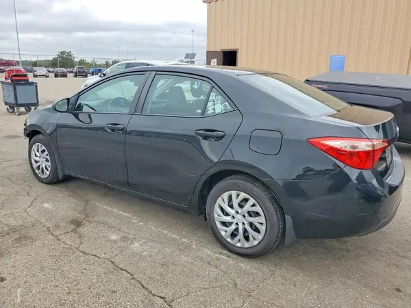 2T1BURHE0JC090498 — 2018 Toyota Corolla, photo 2 from Copart 02.10.2026, Front end