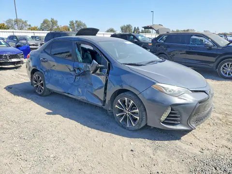 2T1BURHE1JC984784 — 2018 Toyota Corolla, zdjęcie 4 z Copart 20.10.2026, Bok