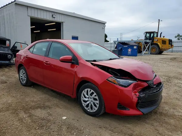 2T1BURHE4JC084560 — 2018 Toyota Corolla, фото 4 с аукциона Copart, Передняя часть