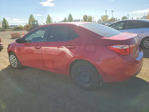2T1BURHE0JC990995 — 2018 Toyota Corolla, photo 2 from Copart 20.10.2026, Front end
