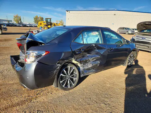 2T1BURHEXJC118954 — 2018 Toyota Corolla, zdjęcie 3 z Copart 27.10.2026, Bok