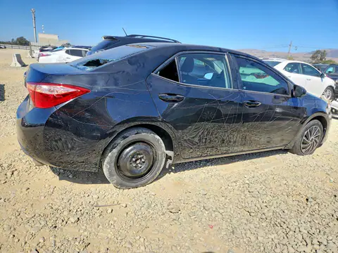 2T1BURHE1JC006253 — 2018 Toyota Corolla, фото 3 с аукциона Copart 13.10.2026, Вандализм