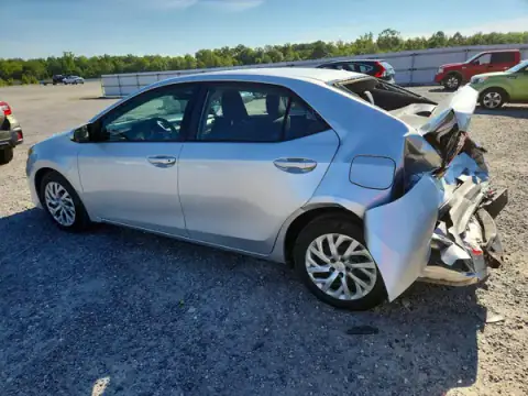 2T1BURHE1KC179739 — 2019 Toyota Corolla, zdjęcie 2 z Copart 21.10.2026, Tył