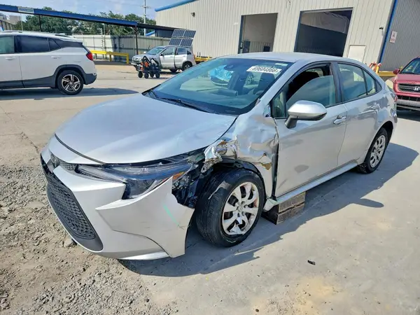 JTDEPRAEXLJ024143 Toyota Corolla 2020 — დაზიანება წინა ნაწილი, ფოტო შეკეთებამდე