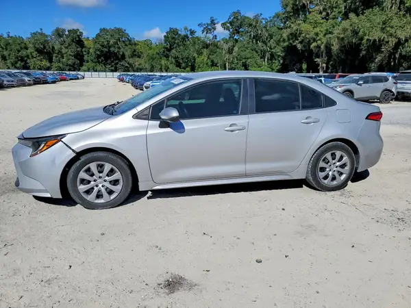 5YFEPRAE1LP128564 Toyota Corolla 2020 — uszkodzenie Pożar, zdjęcie przed naprawą