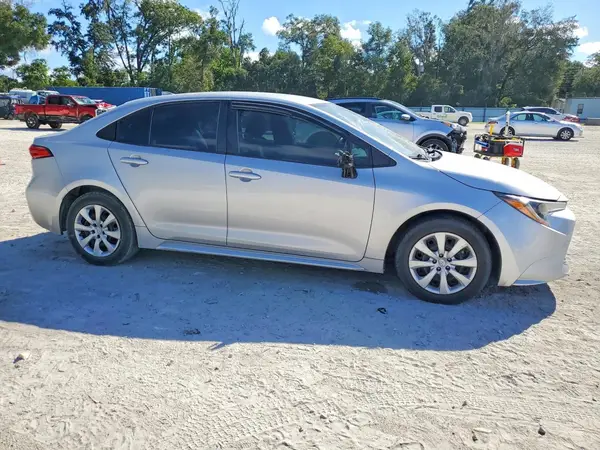 5YFEPRAE1LP128564 — 2020 Toyota Corolla, zdjęcie 4 z Copart, Pożar