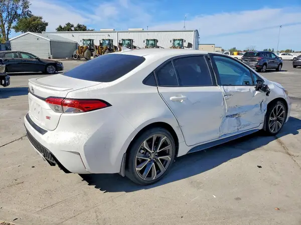 5YFS4RCE8LP025599 — 2020 Toyota Corolla, фото 3 с аукциона Copart, Боковая часть