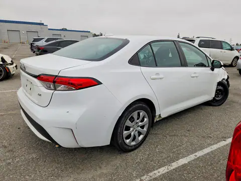 5YFEPMAE3MP268510 — 2021 Toyota Corolla, photo 3 from Copart 15.10.2026, Front end