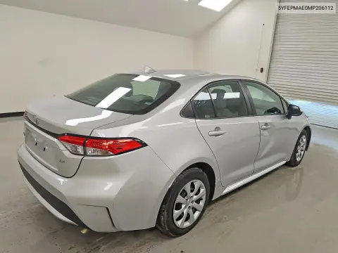 5YFEPMAE0MP206112 — 2021 Toyota Corolla, zdjęcie 3 z Copart 15.10.2026, Bok