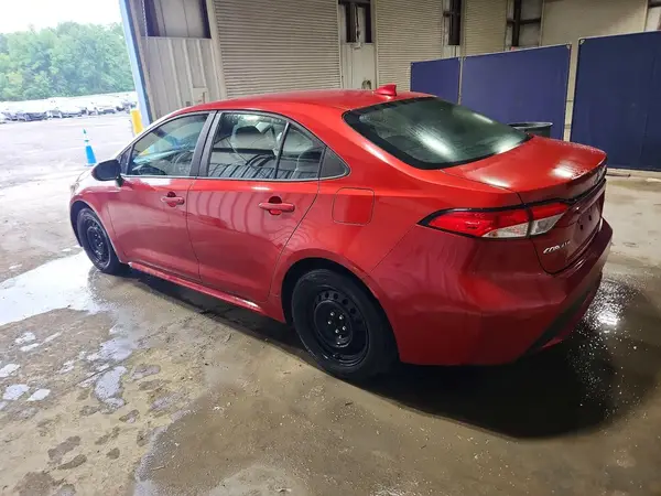 5YFEPMAE8MP186739 — 2021 Toyota Corolla, zdjęcie 2 z Copart, Przód