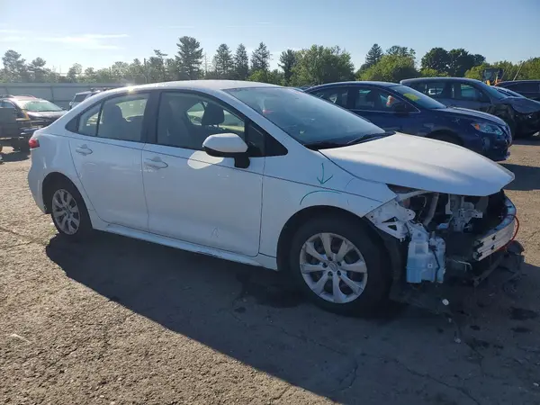 JTDEPMAE8MJ124004 — 2021 Toyota Corolla, photo 4 from Copart 13.10.2026, Front end