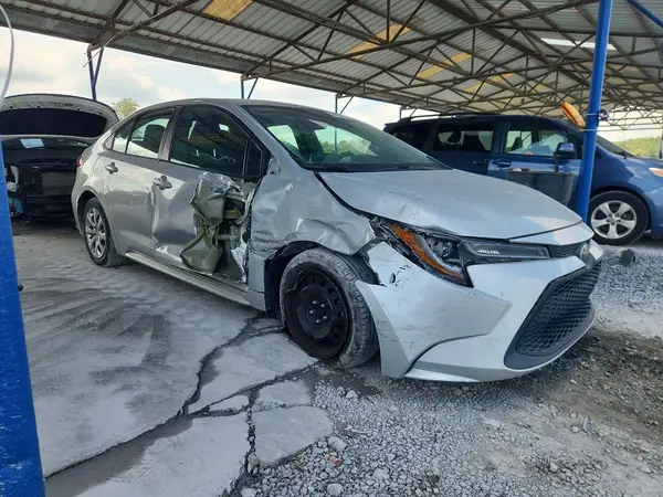 5YFEPMAE9MP218520 — 2021 Toyota Corolla, фото 4 с аукциона Copart, Передняя часть