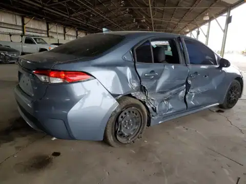5YFEPMAE3MP187121 — 2021 Toyota Corolla, zdjęcie 3 z Copart, Bok