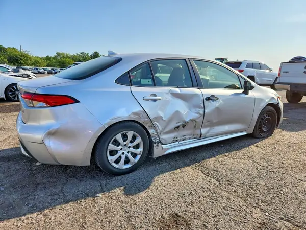 JTDEPMAE2MJ187454 — 2021 Toyota Corolla, photo 3 from Copart, Side