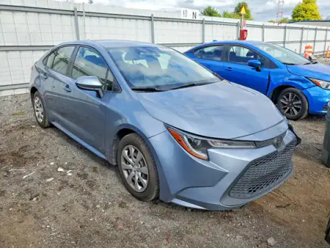 JTDEPMAE3MJ188659 — 2021 Toyota Corolla, zdjęcie 4 z Copart 30.09.2026, Przód