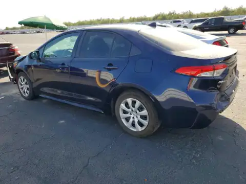 5YFEPMAE1MP217085 — 2021 Toyota Corolla, zdjęcie 2 z Copart, Przód