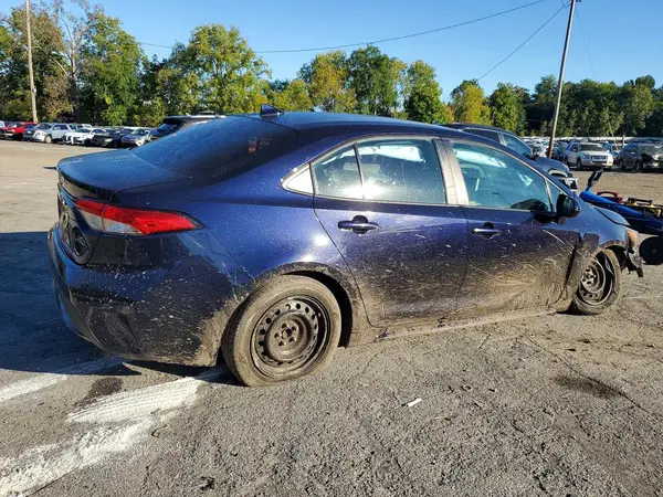 5YFEPMAE4MP175205 — 2021 Toyota Corolla, photo 3 from Copart 08.10.2026, Front end