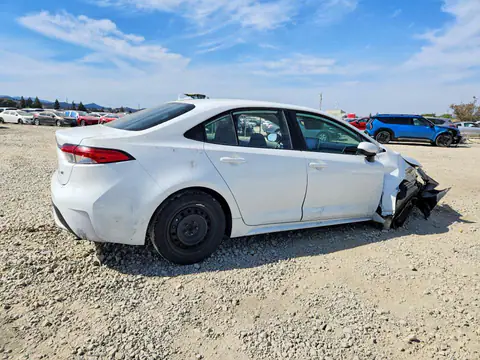 5YFEPMAE5MP182101 — 2021 Toyota Corolla, ფოტო 3, Copart 29.10.2026, წინა ნაწილი
