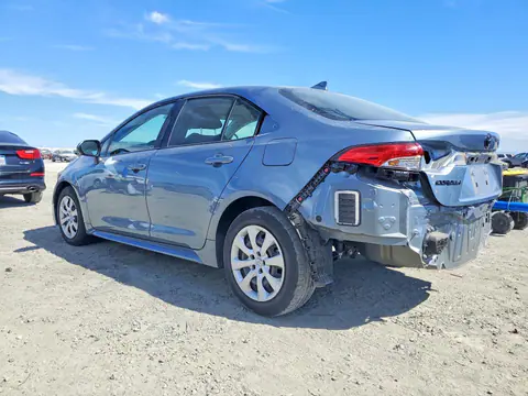 2021 Toyota Corolla VIN JTDEPMAE4MJ166900 фото 2