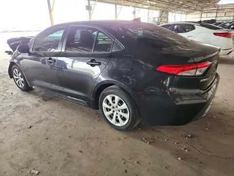JTDEPMAE9MJ125341 — 2021 Toyota Corolla, zdjęcie 2 z Copart 21.10.2026, Przód