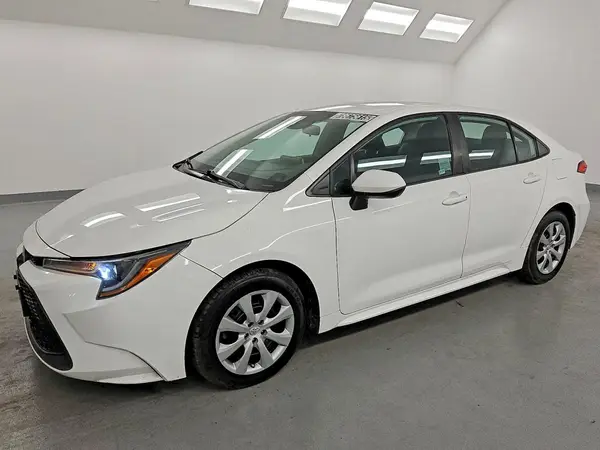 5YFEPMAE2MP255893 Toyota Corolla 2021 — Normal wear damage, before-repair photo