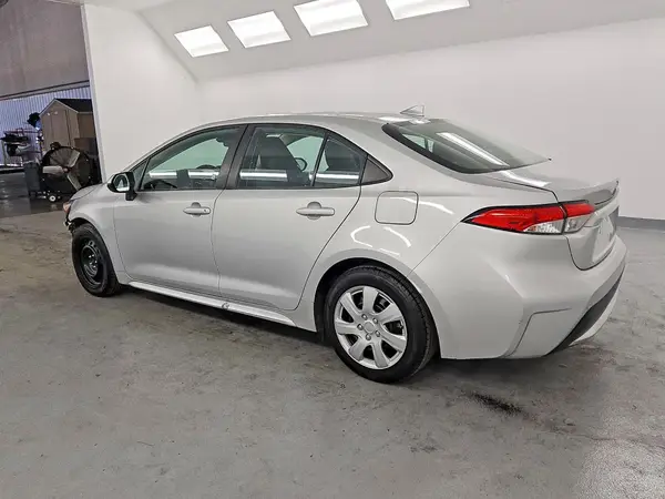 5YFEPMAEXMP188394 — 2021 Toyota Corolla, photo 2 from Copart 06.10.2026, Front end