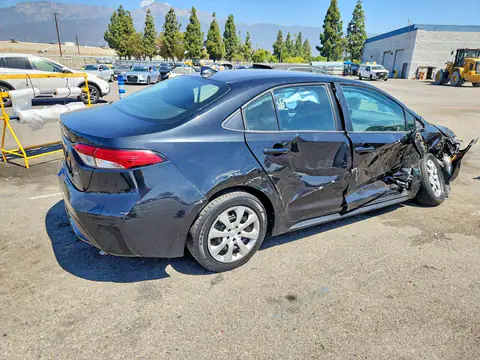 5YFEPMAE3NP281159 — 2022 Toyota Corolla, фото 3 с аукциона Copart 27.10.2026, ПОВРЕЖДЕНИЯ СО ВСЕХ СТОРОН