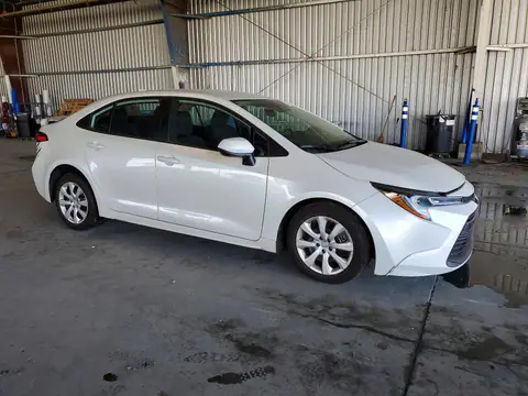 5YFB4MDEXSP351663 — 2025 Toyota Corolla, foto 4 de Copart 28.09.2026, Parte delantera