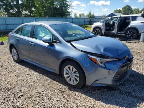 JTDBDMHE4T3037110 — 2026 Toyota Corolla, zdjęcie 4 z Copart, Przód