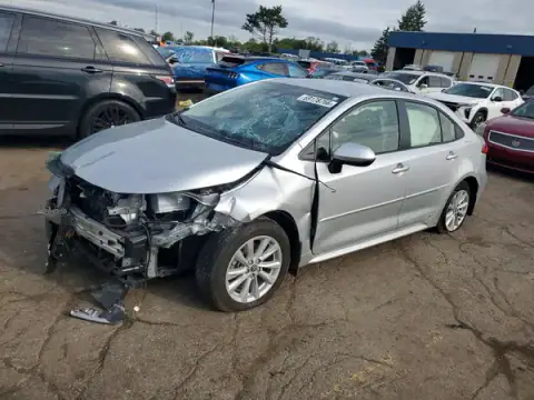 JTDBDMHE4T3030710 Toyota Corolla 2026 — Front end damage, before-repair photo