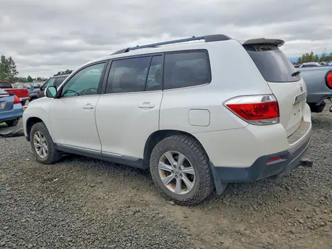 5TDBK3EH0CS100197 — 2012 Toyota Highlander, фото 2 с аукциона Copart 06.10.2026, Естественный износ