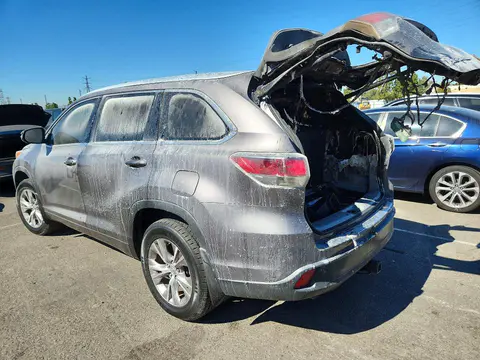 2015 Toyota Highlander VIN 5TDKKRFH4FS070739 фото 2