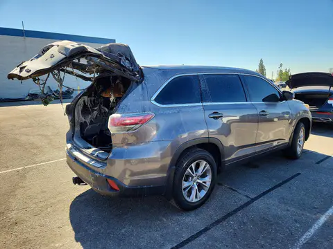2015 Toyota Highlander VIN 5TDKKRFH4FS070739 фото 3