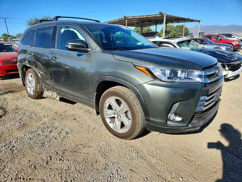 5TDDZRFH6HS400856 — 2017 Toyota Highlander, photo 4 from Copart 29.09.2026, Side