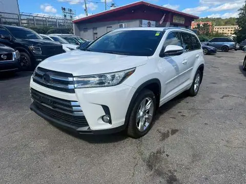 5TDDZRFH2HS478194 — 2017 Toyota Highlander, Мелкие вмятины i царапины (Minor Dent/Scratches), zdjęć przed naprawą