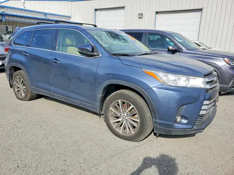 2018 Toyota Highlander VIN 5TDJZRFH4JS486032 фото 4