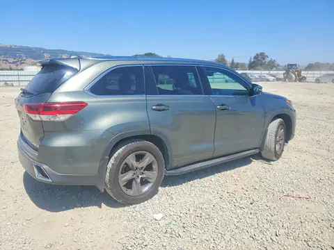 5TDDZRFH2JS862580 — 2018 Toyota Highlander, фото 3 с аукциона Copart 13.10.2026, Боковая часть