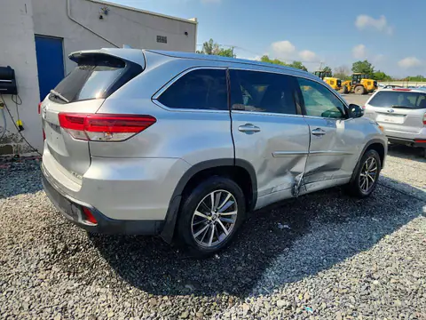 2018 TOYOTA HIGHLANDER VIN 5TDJZRFH4JS532359 фото 3
