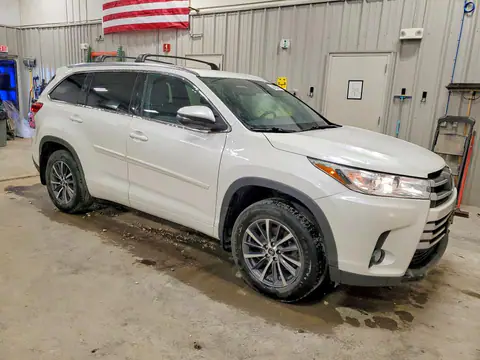 5TDJZRFH5JS857862 — 2018 Toyota Highlander, фото 4 с аукциона Copart 30.09.2026, Град