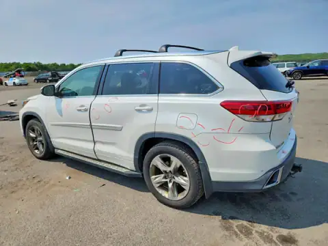 5TDDZRFH5JS844364 — 2018 Toyota Highlander, фото 2 з Copart 25.09.2026, Передня частина