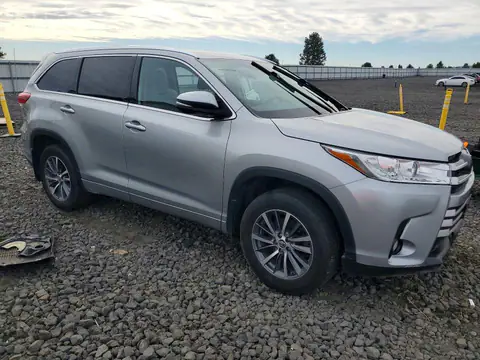 5TDJZRFH7JS555506 — 2018 Toyota Highlander, фото 4 с аукциона Copart 30.09.2026, Передняя часть